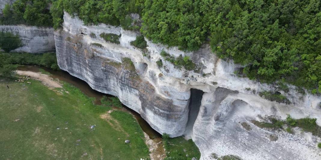 İstanbul’un gürültüsünden kaçmak isteyen buraya koşuyor! Saklı güzellik şaşırtıyor: Sadece 2 saatte cennettesiniz! 3